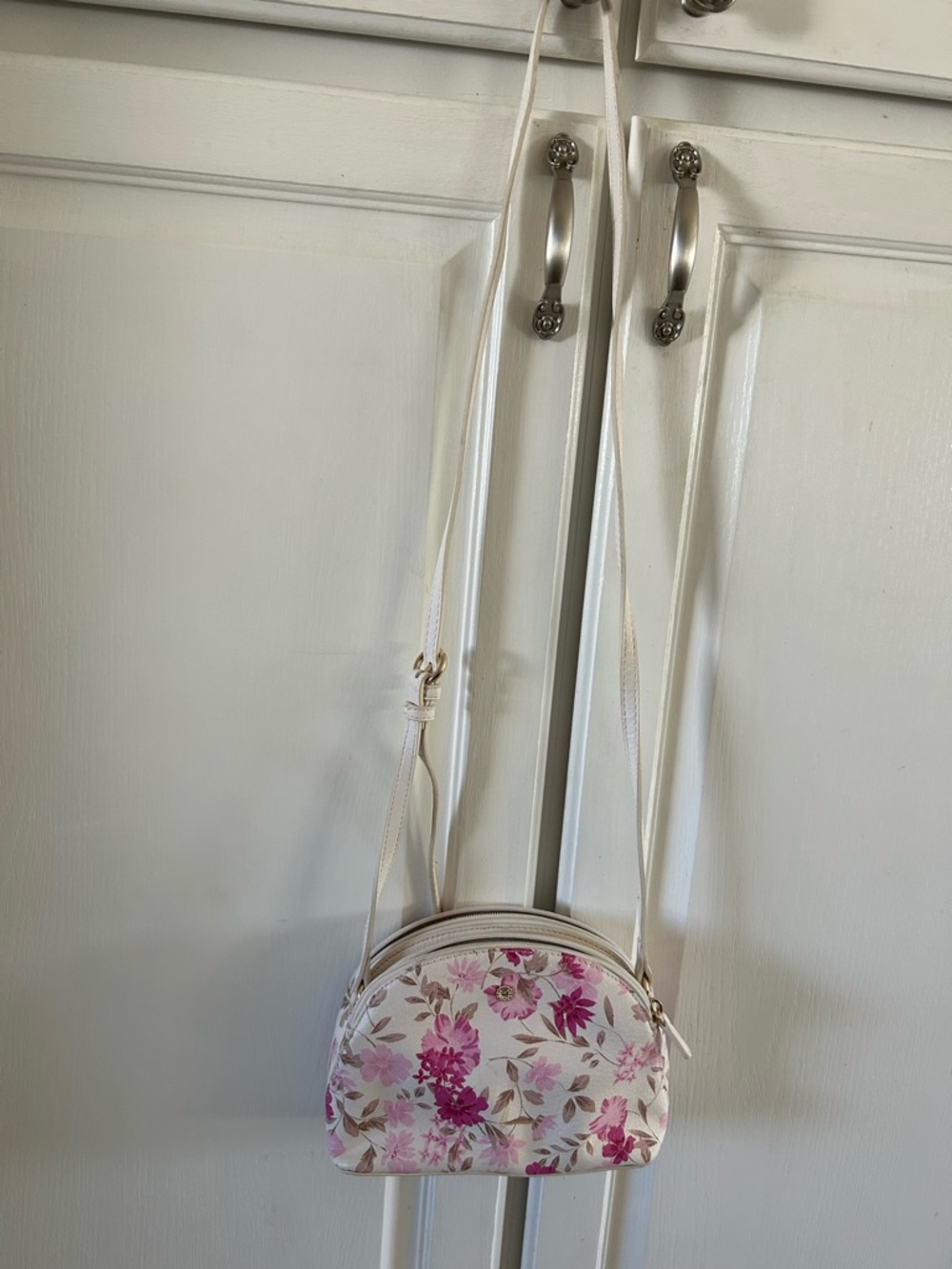 LC Lauren Conrad Pink and Cream Floral Cross body purse
